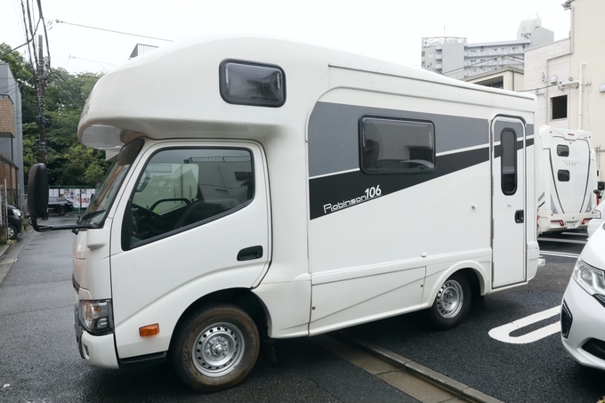 GOM号　9人乗りのカフェモダンな優雅な車両♪画像