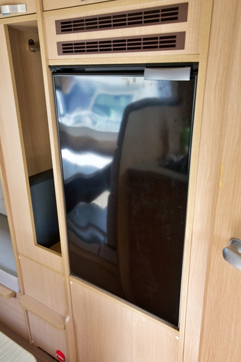 エムズ号　家庭用エアコン付き　4WDディーゼルで燃費良♪画像