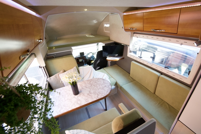 ルミエラ号　家庭用エアコン付♪フルフラットベッドで広々♪画像