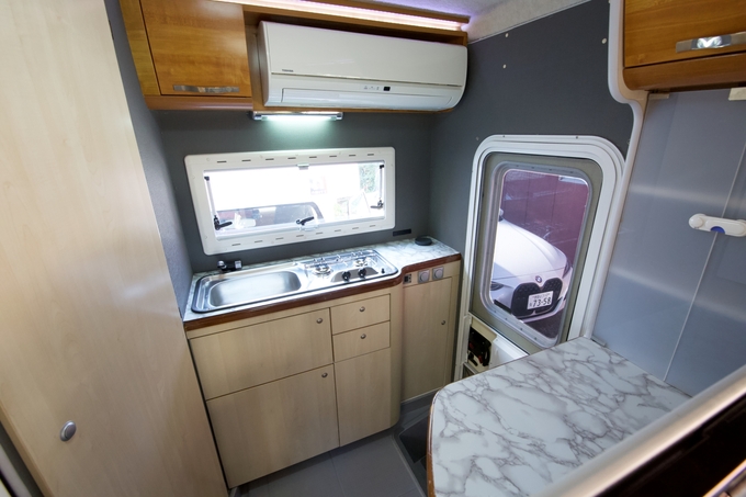 ルミエラ号　家庭用エアコン付♪フルフラットベッドで広々♪画像